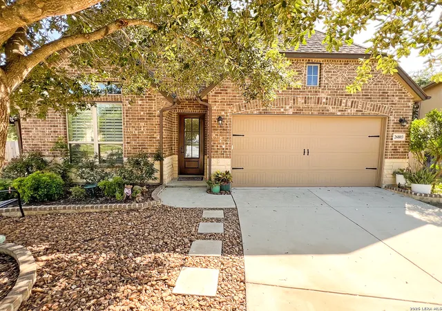 Photo 1 of Sale Pending at 26803 Tulip Mdw, Boerne, TX 78015 | MLS# 2005080 | Listing updated on 2026-09-01