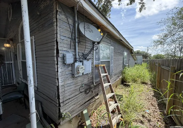 Photo 3 of Sale Pending at 16144 Rosa St, San Antonio, TX 78221 | MLS# 2005100 | Listing updated on 2026-08-13