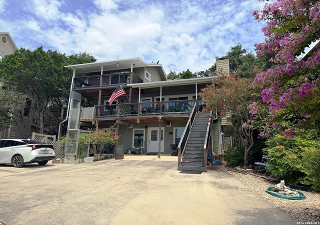 Photo 1 of Single family home for sale at 1135 Lakebreeze Dr, Canyon Lake, TX 78133 | MLS# 2005109 | Listing updated on 2026-10-14