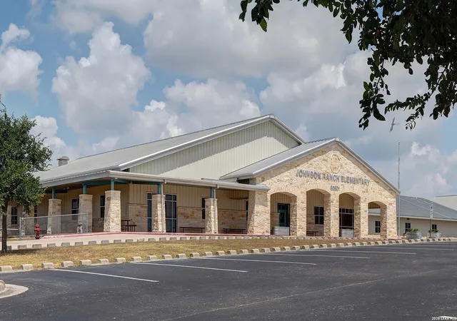 4th image of 3853 Wrangler Loop, Bulverde, TX 78163 | MLS# 2005110