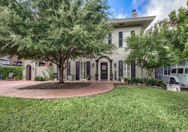 Photo 2 of Single family home for sale at 318 W Huisache Ave, San Antonio, TX 78212 | MLS# 2005113 | Listing updated on 2026-09-21