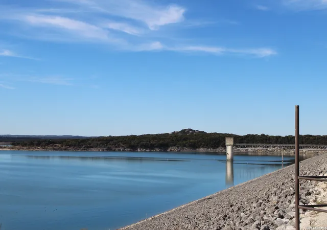Photo 4 of Land for sale at 878 Ledgeview Dr, Canyon Lake, TX 78133 | MLS# 2005120 | Listing updated on 2026-08-12