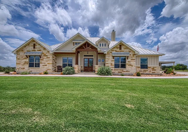 2nd image of 1188 County Road 328, Adkins, TX 78101 | MLS# 2005131