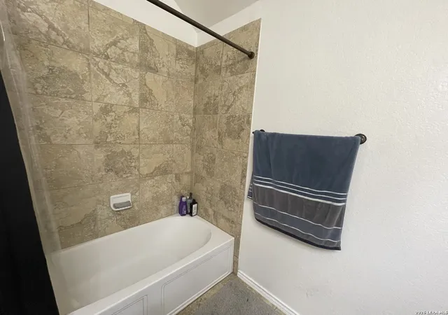 12th image of 121 Rawhide Way, Cibolo, TX 78108 | MLS# 2005145
