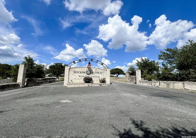 5th image of 208 George Dolson, Blanco, TX 78606 | MLS# 2005156