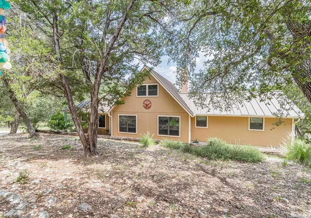 Photo 2 of Sale Pending at 5093 Chimney Rock, Canyon Lake, TX 78133 | MLS# 2005168 | Listing updated on 2026-08-26