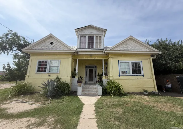 Photo 1 of Sale Pending at 227 Ford St, Eagle Pass, TX 78852 | MLS# 2005171 | Listing updated on 2026-08-04