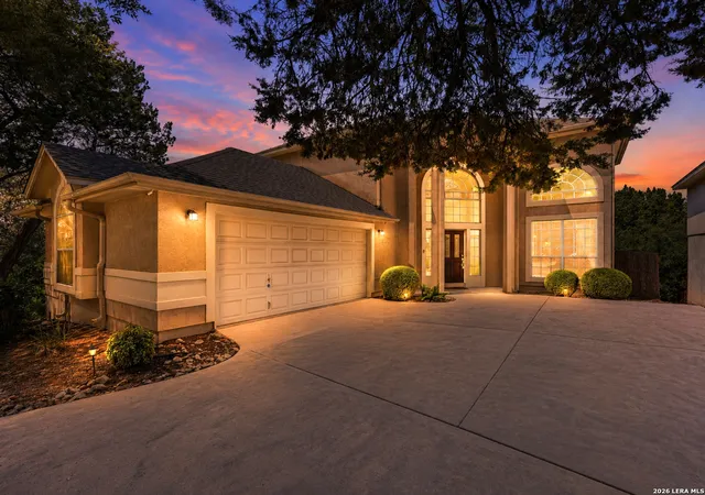 Photo 1 of Single family home for sale at 33 Greens Clf, San Antonio, TX 78216 | MLS# 2005187 | Listing updated on 2026-09-03