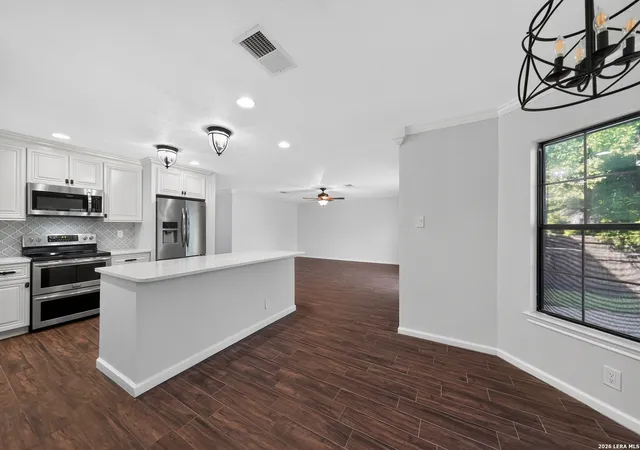 Photo 4 of Sale Pending at 6943 Scenic Sunset, San Antonio, TX 78249 | MLS# 2005213 | Listing updated on 2026-08-11