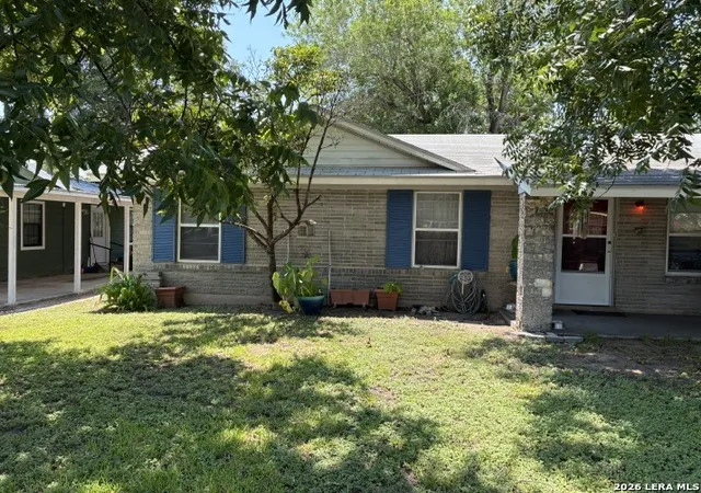 1st image of 613 Old Carrizo Rd, Uvalde, TX 78801 | MLS# 2005217