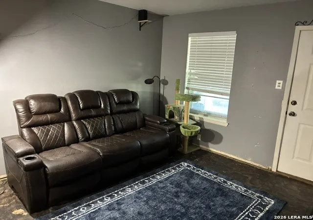 3rd image of 613 Old Carrizo Rd, Uvalde, TX 78801 | MLS# 2005217