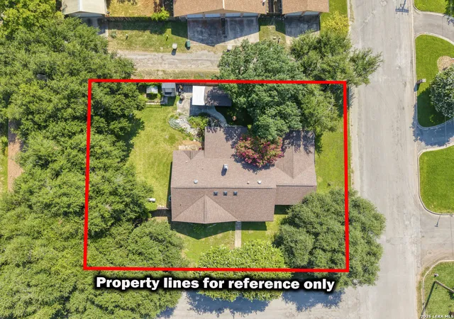 3rd image of 841 Sunnyvale Pl, Uvalde, TX 78801 | MLS# 2005255