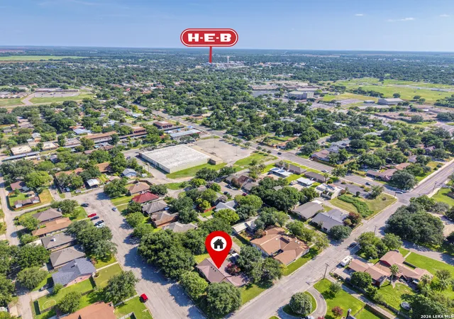 34th image of 841 Sunnyvale Pl, Uvalde, TX 78801 | MLS# 2005255