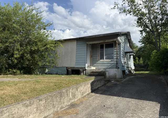 Photo 3 of Single family home for sale at 638 Belmont, San Antonio, TX 78202 | MLS# 2005259 | Listing updated on 2026-08-14