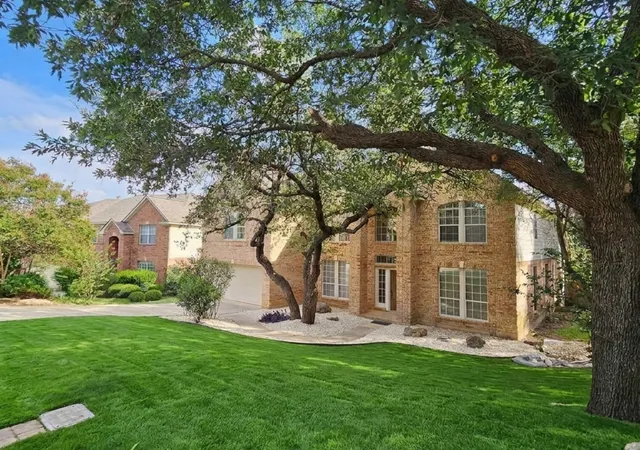 Photo 1 of Sale Pending at 21039 La Pena Dr, San Antonio, TX 78258 | MLS# 2005373 | Listing updated on 2026-08-30
