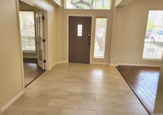 Photo 3 of Sale Pending at 21039 La Pena Dr, San Antonio, TX 78258 | MLS# 2005373 | Listing updated on 2026-08-30