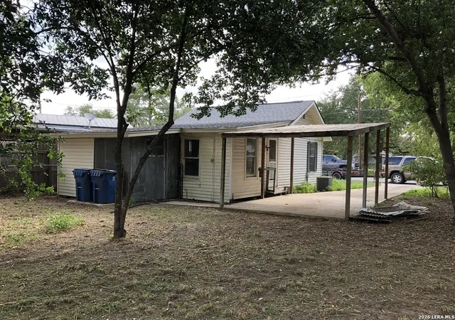 9th image of 907 Martin St, Pleasanton, TX 78064 | MLS# 2005394