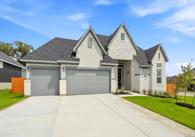 Photo 3 of Sale Pending at 116 Highland Park, Castroville, TX 78009 | MLS# 2005422 | Listing updated on 2026-10-09