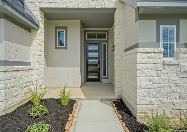 Photo 4 of Sale Pending at 116 Highland Park, Castroville, TX 78009 | MLS# 2005422 | Listing updated on 2026-10-09