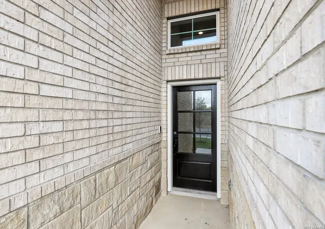 2nd image of 138 Stream St, Seguin, TX 78155 | MLS# 2005446