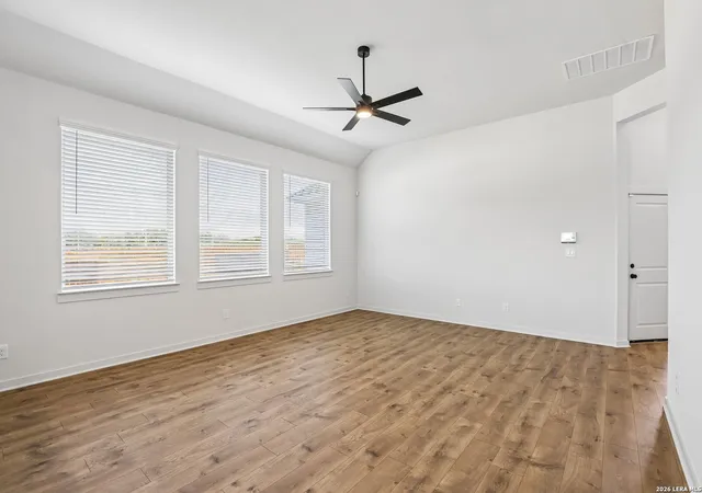 4th image of 138 Stream St, Seguin, TX 78155 | MLS# 2005446