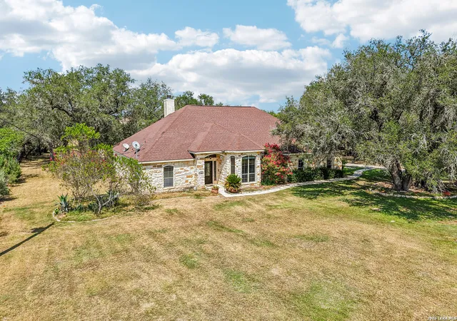 2nd image of 108 Medora Branch, Floresville, TX 78114 | MLS# 2005479