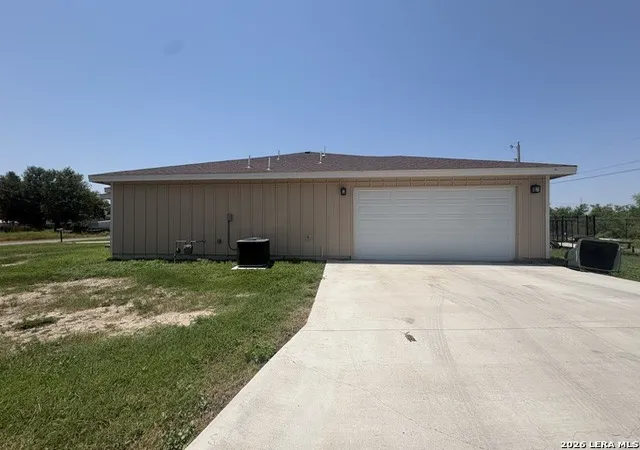 Photo 3 of Single family home for sale at 329 Ohio Street, Del Rio, TX 78840 | MLS# 2005500 | Listing updated on 2026-08-14