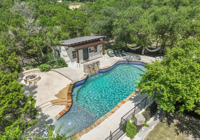 5th image of 401 Buffalo Springs Spur, New Braunfels, TX 78132 | MLS# 2005512