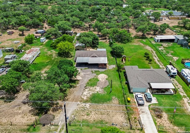 Photo 4 of Single family home for sale at 7176 Burshard Rd, San Antonio, TX 78263 | MLS# 2005522 | Listing updated on 2026-09-09
