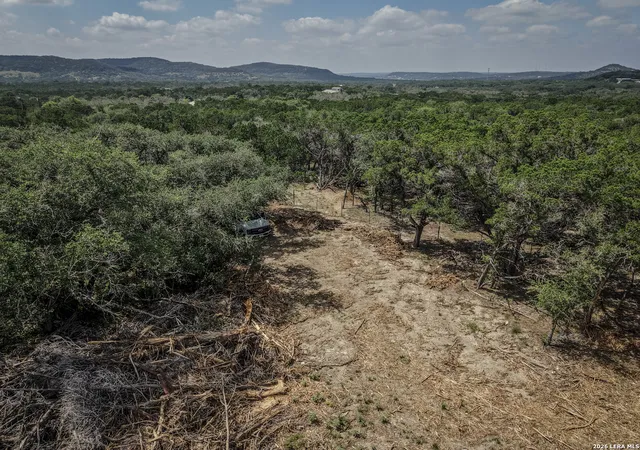 5th image of 974 Laurel Creek, Pipe Creek, TX 78063 | MLS# 2005523