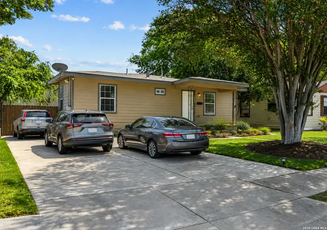 Photo 3 of Sale Pending at 222 Rayburn Dr, San Antonio, TX 78221 | MLS# 2005575 | Listing updated on 2026-09-18