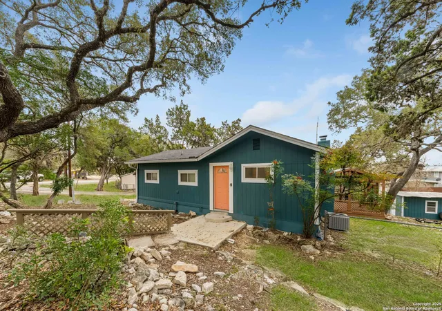 3rd image of 143 Park Dr, Pipe Creek, TX 78063 | MLS# 2005587