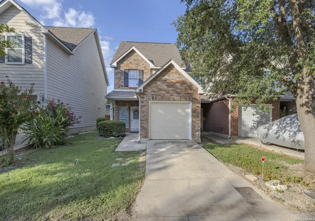 Photo 4 of Single family home for sale at 4117 St Charles Bay, San Antonio, TX 78229 | MLS# 2005610 | Listing updated on 2026-08-28
