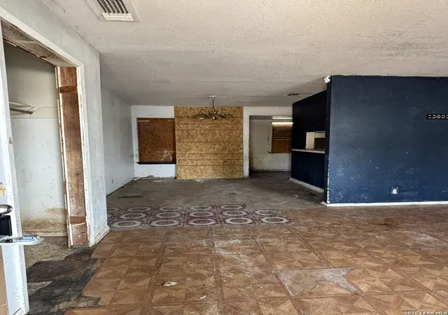 Photo 3 of Single family home for sale at 8903 Prairie Hill St, San Antonio, TX 78211 | MLS# 2005760 | Listing updated on 2026-08-15
