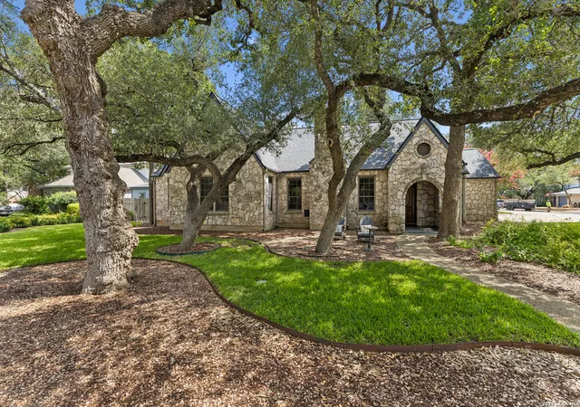 Photo 3 of Sale Pending at 14742 Oak Briar, San Antonio, TX 78232 | MLS# 2005768 | Listing updated on 2026-08-23