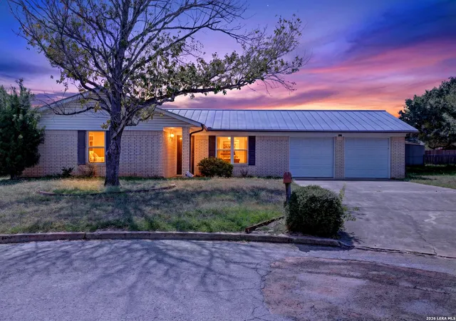 1st image of 515 Georgia Ann Dr, Pleasanton, TX 78064 | MLS# 2005810