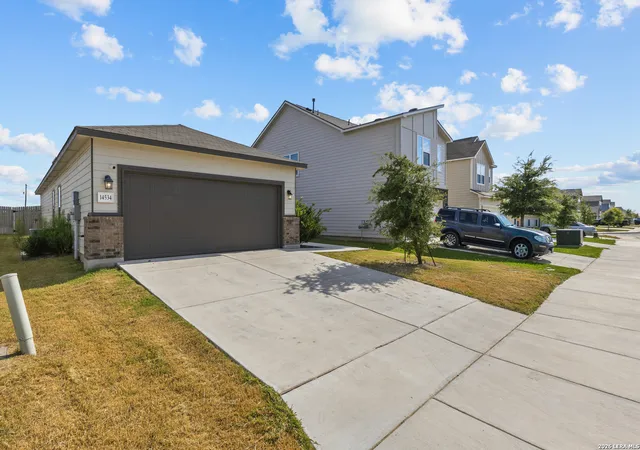 Photo 3 of Single family home for sale at 14534 Prairie Clover, San Antonio, TX 78253 | MLS# 2005811 | Listing updated on 2026-10-10