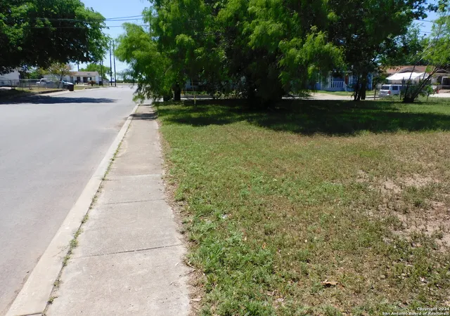 Photo 1 of Land for sale at 3827 Bay St, San Antonio, TX 78237 | MLS# 2005813 | Listing updated on 2026-09-11