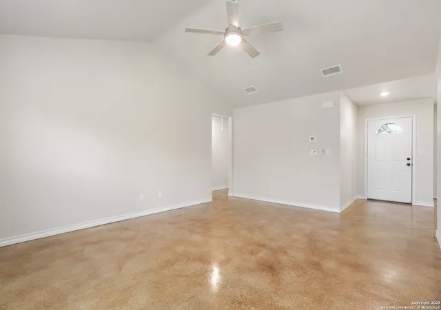 5th image of 150 Hill Dr, Spring Branch, TX 78070 | MLS# 2005824