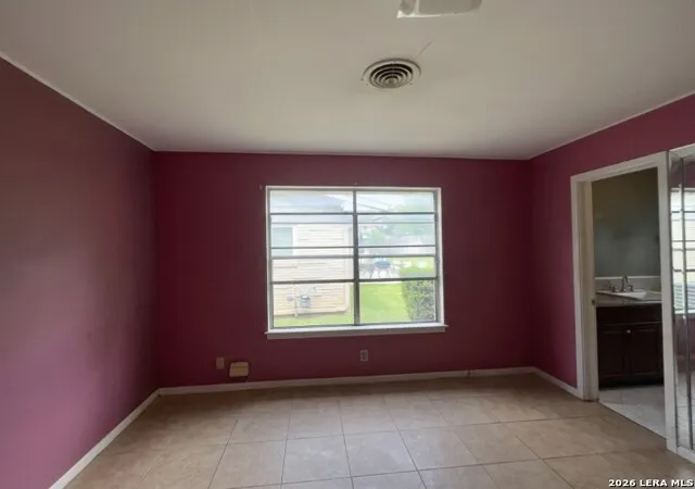 Photo 4 of Sale Pending at 3446 Chateau Dr, San Antonio, TX 78219 | MLS# 2005825 | Listing updated on 2026-08-30