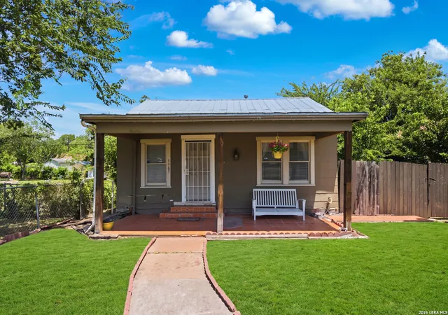 Photo 1 of Sale Pending at 1505 W Olmos Dr, San Antonio, TX 78201 | MLS# 2005842 | Listing updated on 2026-08-27