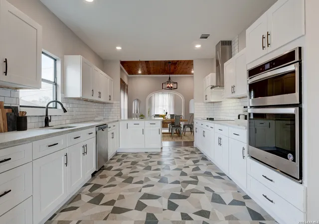 Photo 3 of Single family home for sale at 242 Furnish Ave, San Antonio, TX 78204 | MLS# 2005862 | Listing updated on 2026-08-28