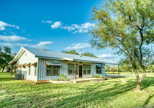 5th image of 623 Fm 1796, Utopia, TX 78884 | MLS# 2005864