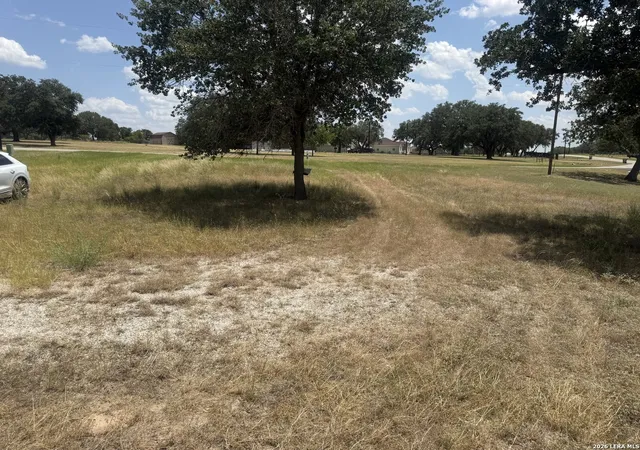 2nd image of 313 Eagle Ridge Dr, Floresville, TX 78114 | MLS# 2005870
