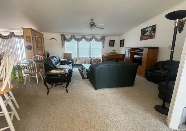 3rd image of 313 Eagle Ridge Dr, Floresville, TX 78114 | MLS# 2005870