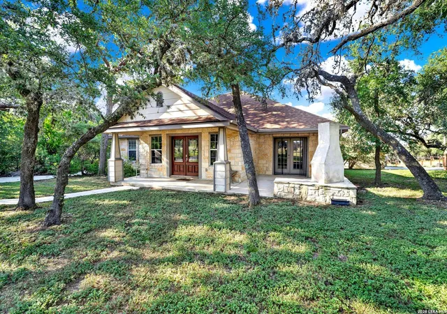 Photo 3 of Single family home for sale at 473 County Road 375, San Antonio, TX 78253 | MLS# 2005871 | Listing updated on 2026-09-05