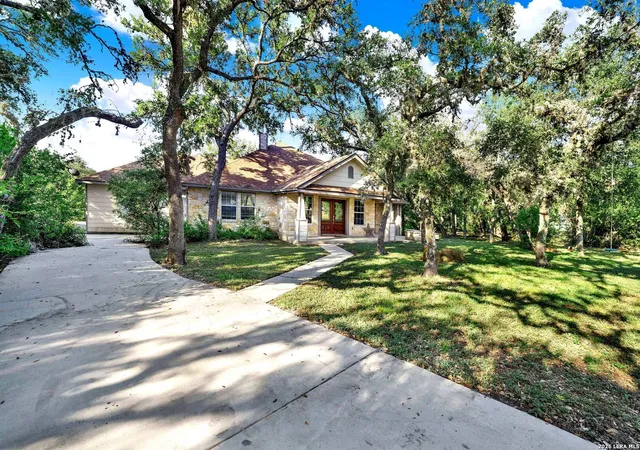 Photo 4 of Single family home for sale at 473 County Road 375, San Antonio, TX 78253 | MLS# 2005871 | Listing updated on 2026-09-05