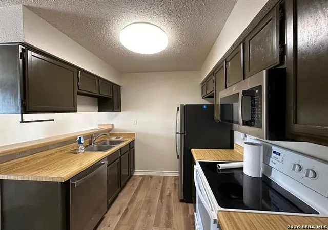 Photo 3 of Condo for sale at 4949 Hamilton Wolfe Rd #8201, San Antonio, TX 78229 | MLS# 2005891 | Listing updated on 2026-08-16