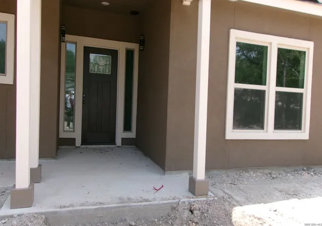 Photo 1 of Single family home for sale at 1880 Cottonwood Rd, Fischer, TX 78623 | MLS# 2005894 | Listing updated on 2026-08-16
