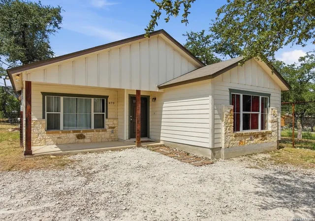 3rd image of 473 High Dr, Spring Branch, TX 78070 | MLS# 2005896